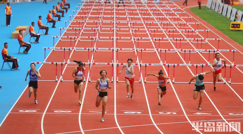角逐中女子200米决赛女子800决赛起跑女子800米决赛女子800米决赛冲刺