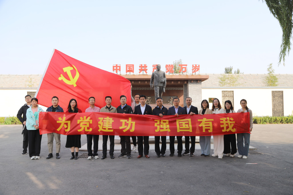 常州路小学教育集团探访杨明斋陈列馆