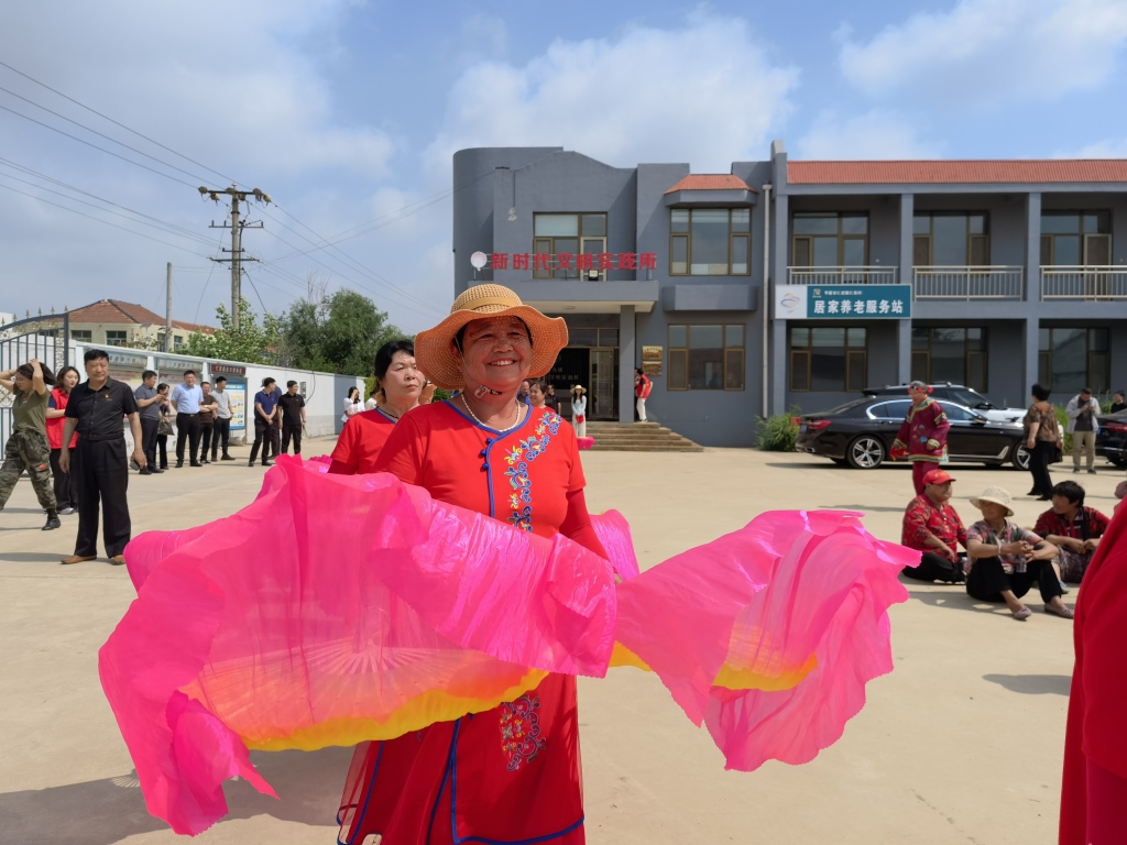 在新时代文明实践所，村民们开展各类实践活动